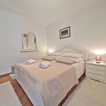Nina Marie Ii Apartmán Split
