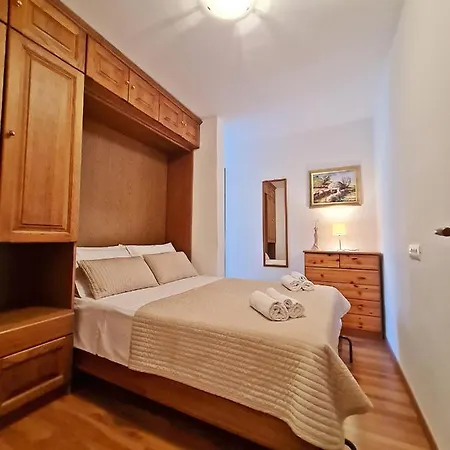 Nina Marie Ii Appartement *